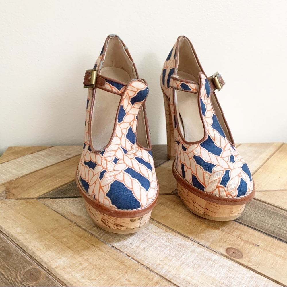 Gorman Rope Print Sandals - Picture 2 of 13